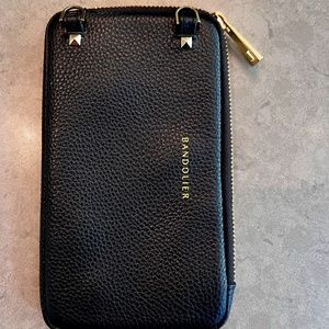 BANDOLIER  EXPANDABLE POUCH